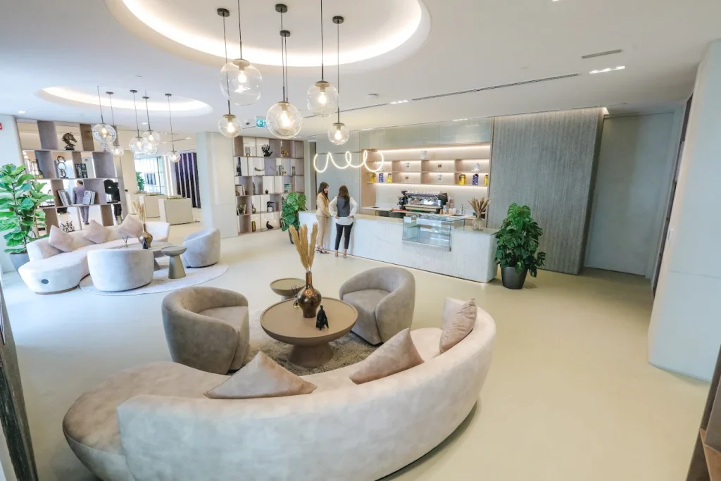 Modon-Hudayriat-sales-center