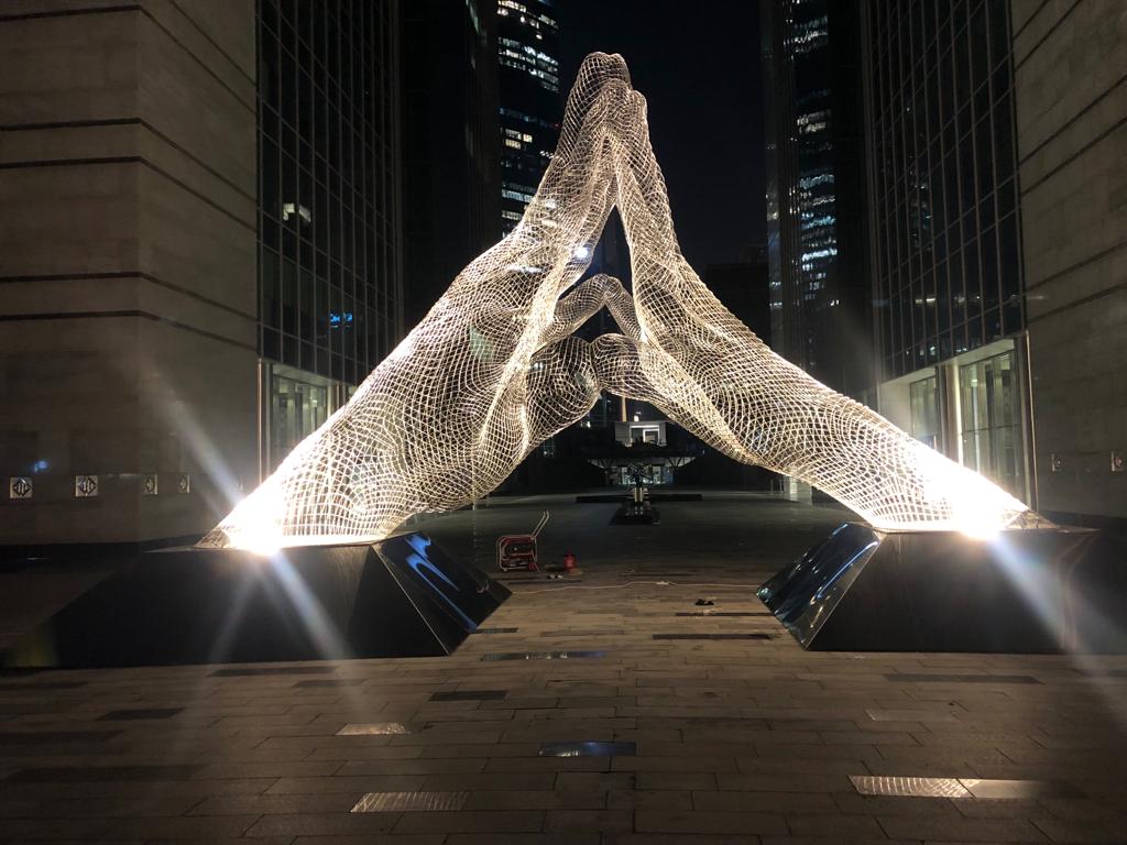 Together – Lorenzo Quinn